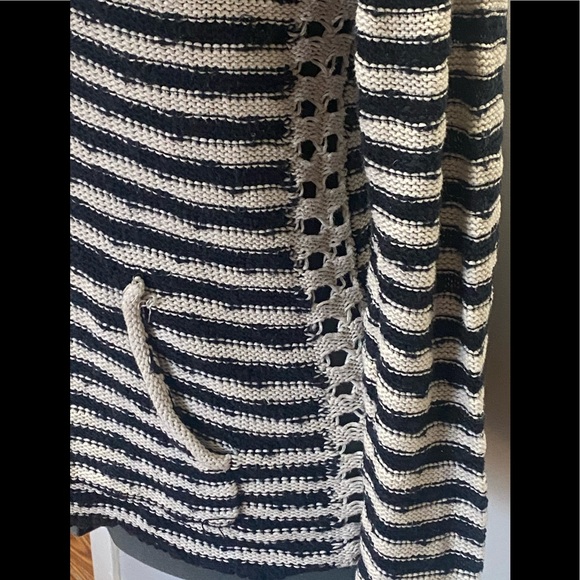 Roxy Striped Knit Sweater w Hood - Picture 5 of 9